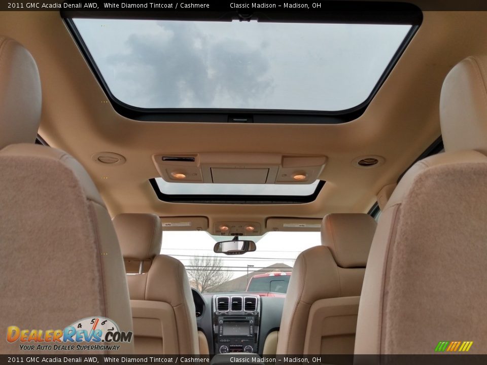 2011 GMC Acadia Denali AWD White Diamond Tintcoat / Cashmere Photo #20