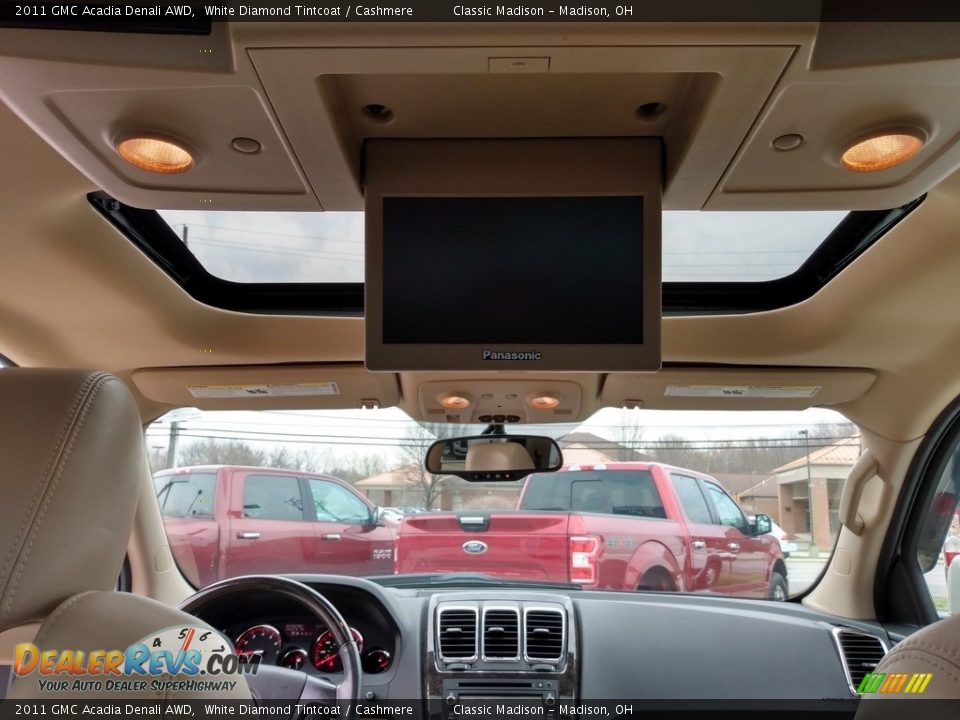 2011 GMC Acadia Denali AWD White Diamond Tintcoat / Cashmere Photo #21