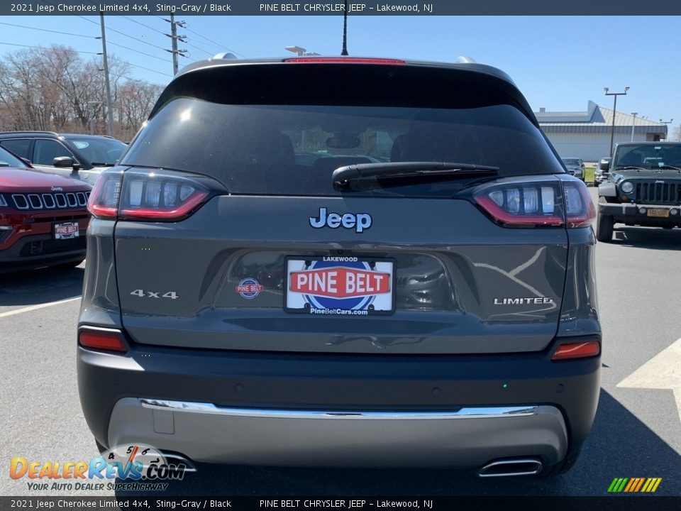 2021 Jeep Cherokee Limited 4x4 Sting-Gray / Black Photo #7