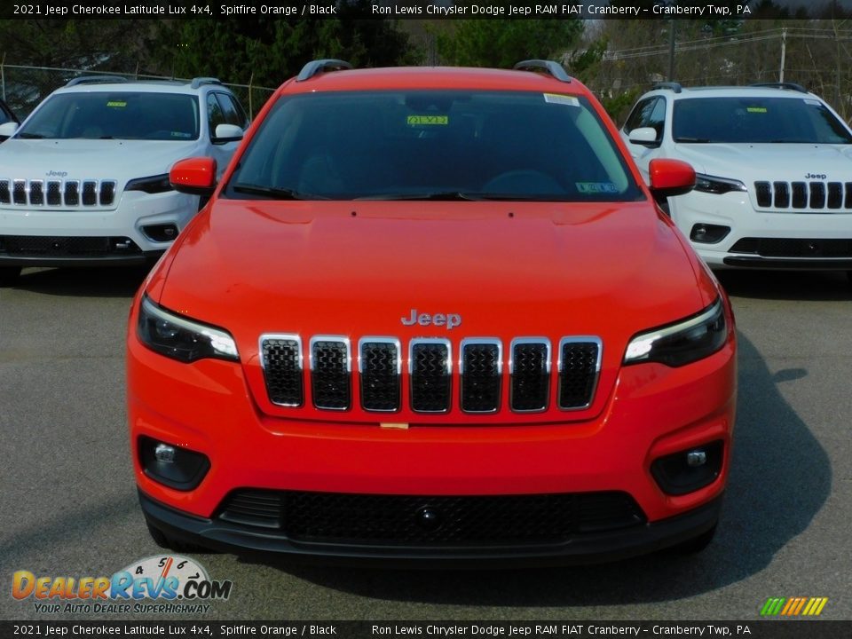 2021 Jeep Cherokee Latitude Lux 4x4 Spitfire Orange / Black Photo #2