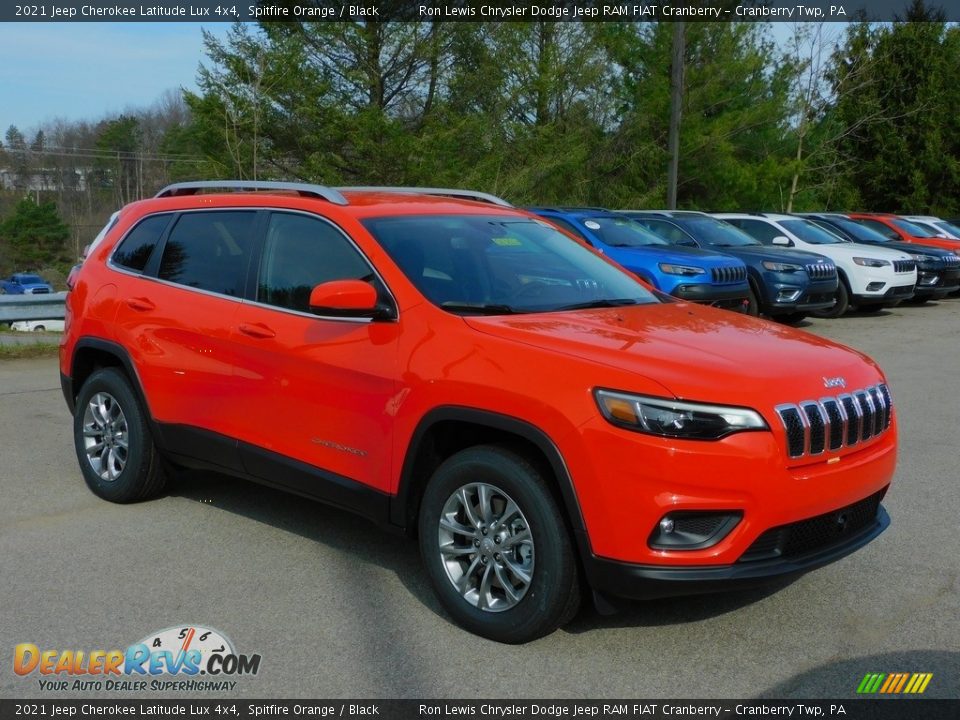 2021 Jeep Cherokee Latitude Lux 4x4 Spitfire Orange / Black Photo #3