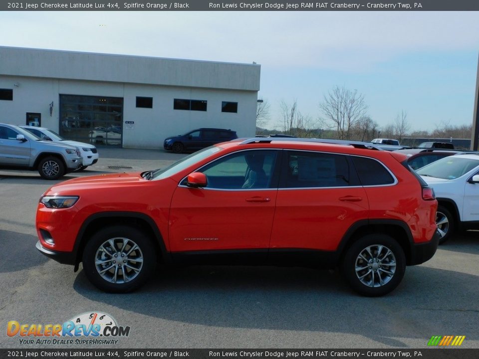 2021 Jeep Cherokee Latitude Lux 4x4 Spitfire Orange / Black Photo #9