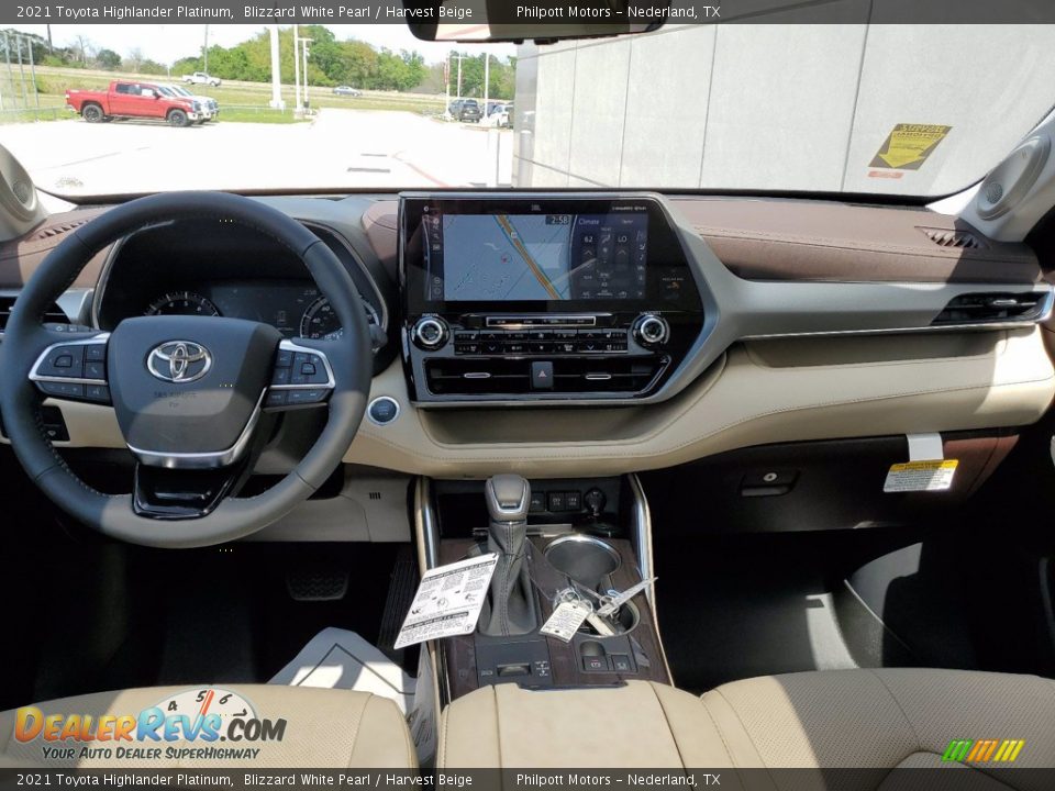 2021 Toyota Highlander Platinum Blizzard White Pearl / Harvest Beige Photo #5