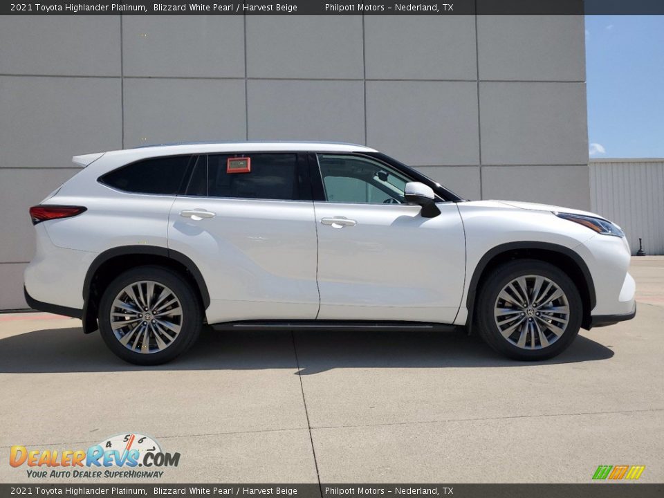 2021 Toyota Highlander Platinum Blizzard White Pearl / Harvest Beige Photo #7