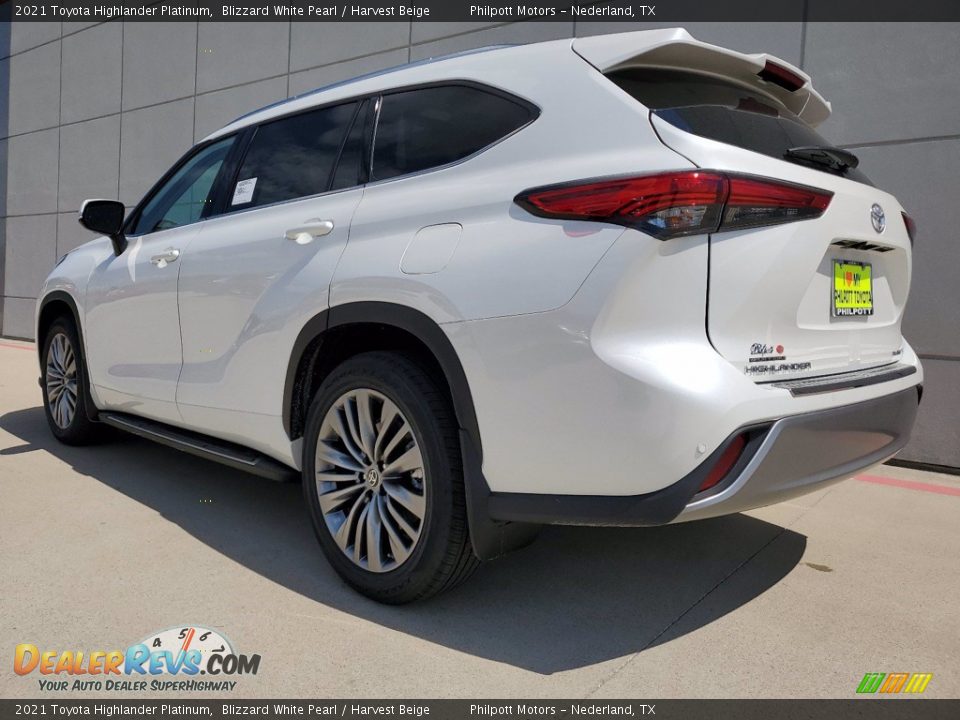 2021 Toyota Highlander Platinum Blizzard White Pearl / Harvest Beige Photo #11