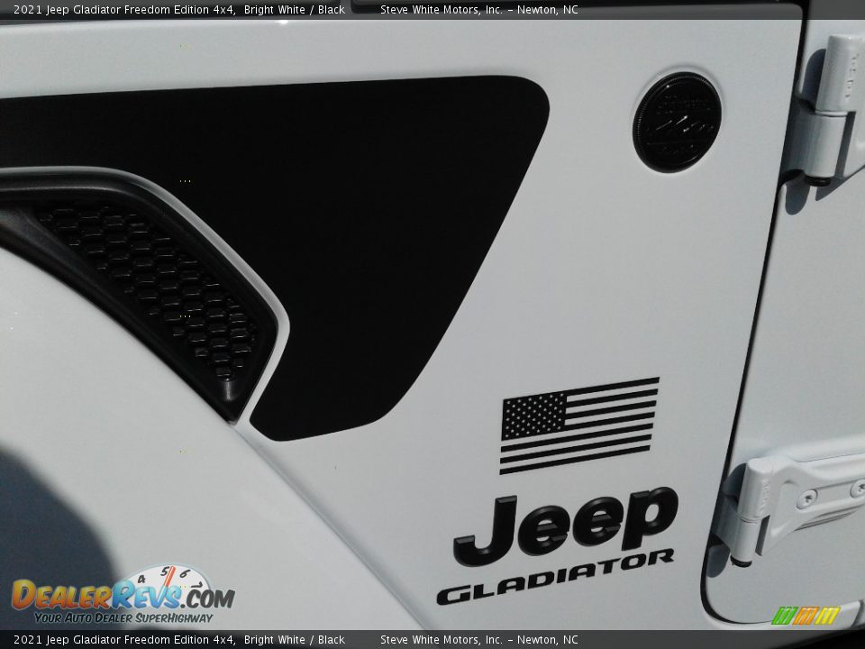 2021 Jeep Gladiator Freedom Edition 4x4 Logo Photo #3
