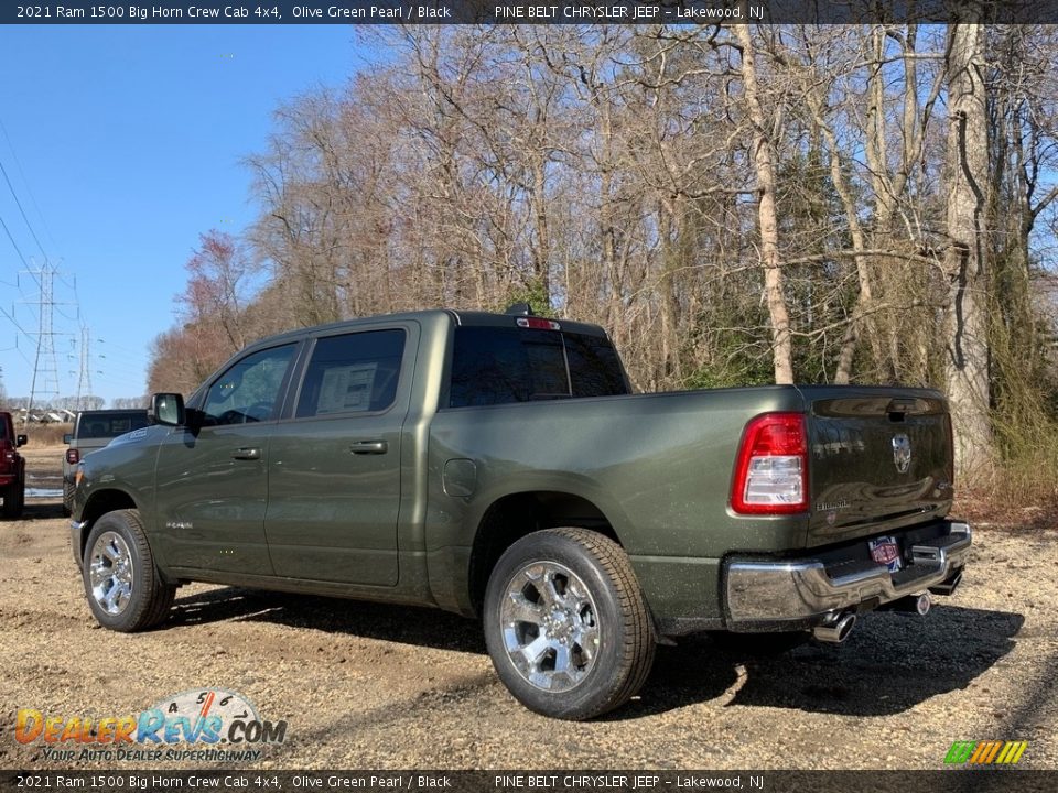 2021 Ram 1500 Big Horn Crew Cab 4x4 Olive Green Pearl / Black Photo #6