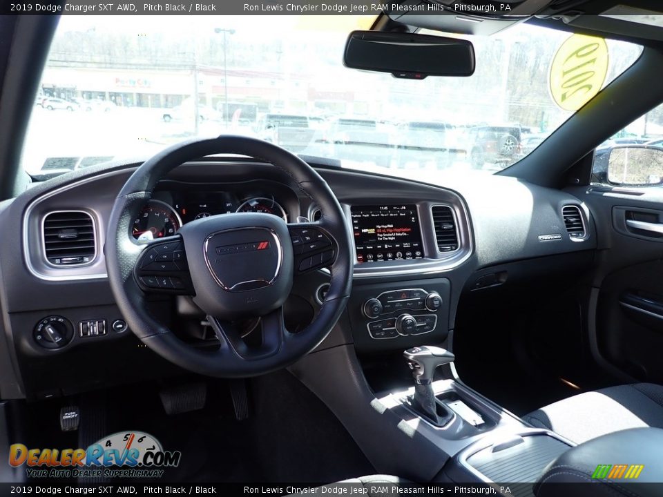 2019 Dodge Charger SXT AWD Pitch Black / Black Photo #13