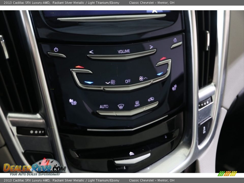 2013 Cadillac SRX Luxury AWD Radiant Silver Metallic / Light Titanium/Ebony Photo #16