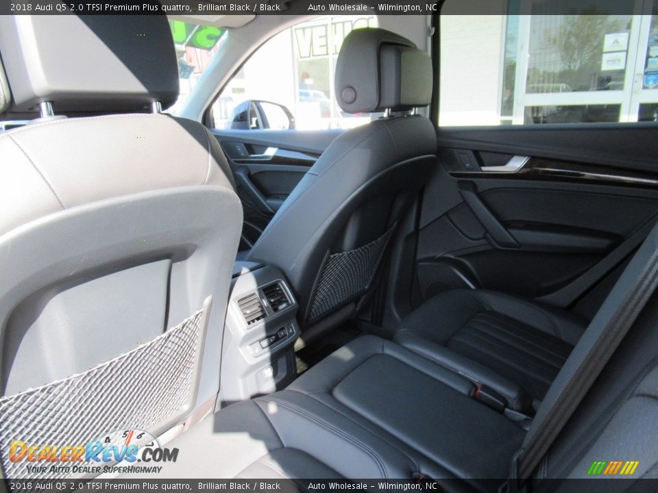 2018 Audi Q5 2.0 TFSI Premium Plus quattro Brilliant Black / Black Photo #10