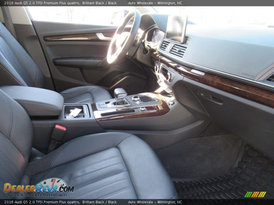 2018 Audi Q5 2.0 TFSI Premium Plus quattro Brilliant Black / Black Photo #11