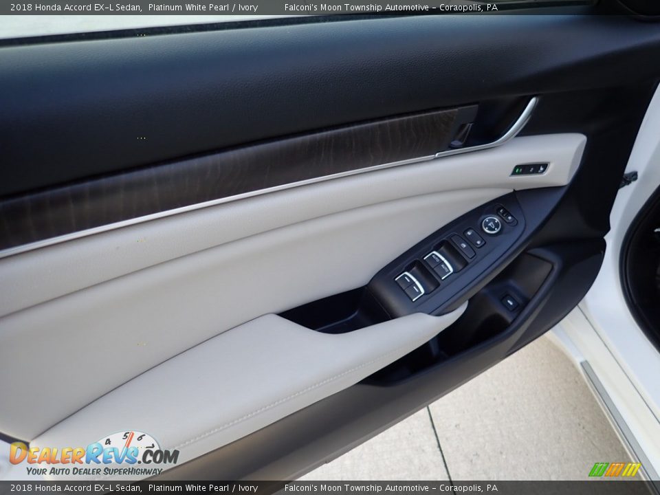 2018 Honda Accord EX-L Sedan Platinum White Pearl / Ivory Photo #18