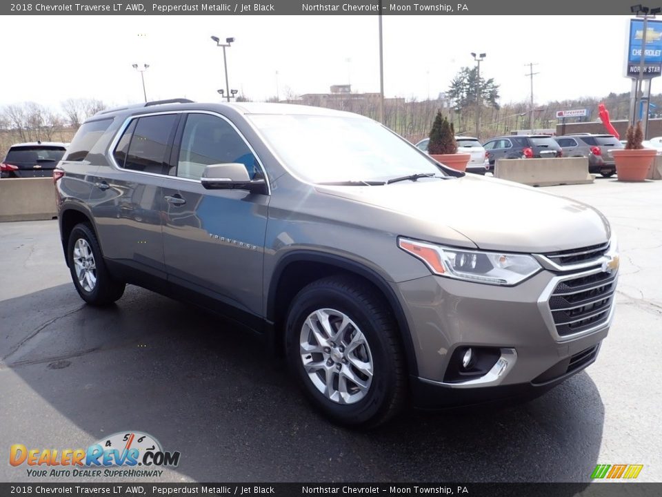 2018 Chevrolet Traverse LT AWD Pepperdust Metallic / Jet Black Photo #10