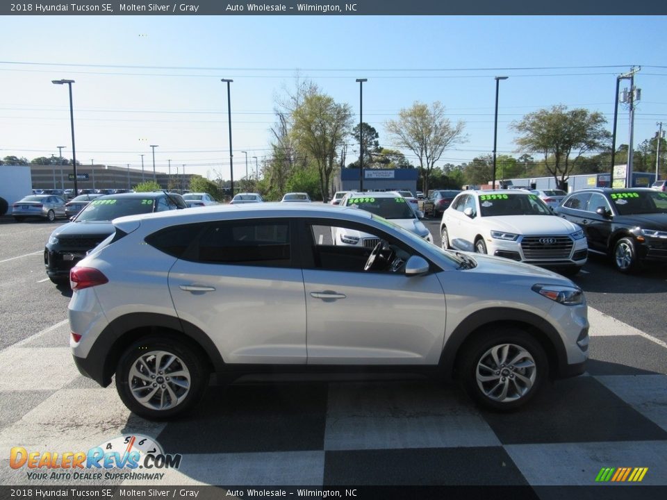 2018 Hyundai Tucson SE Molten Silver / Gray Photo #3