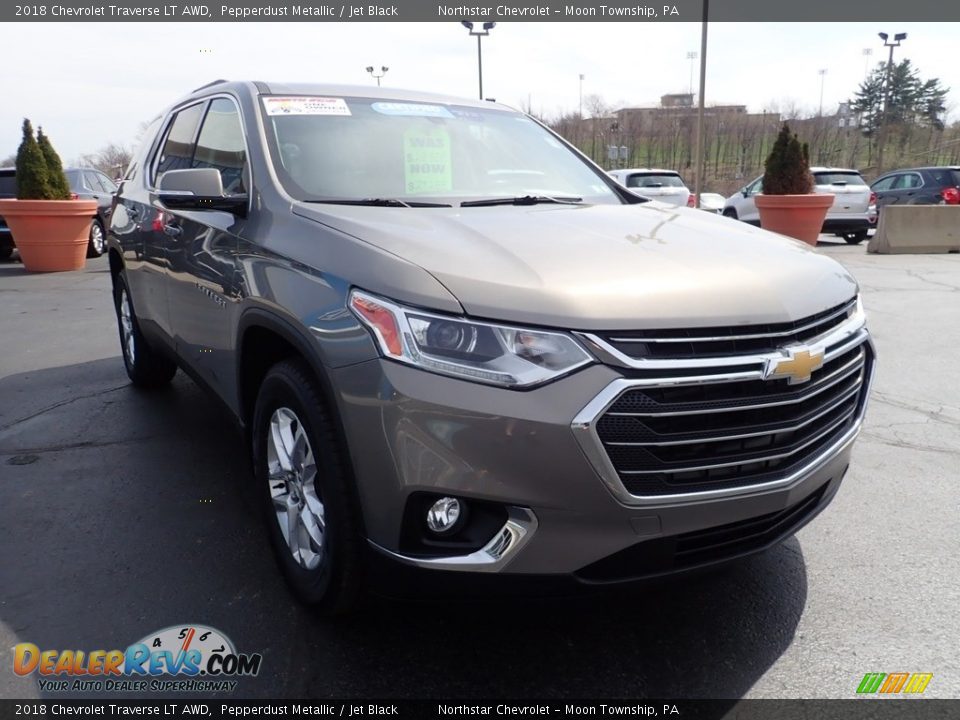 2018 Chevrolet Traverse LT AWD Pepperdust Metallic / Jet Black Photo #11