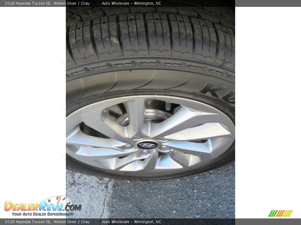 2018 Hyundai Tucson SE Molten Silver / Gray Photo #9