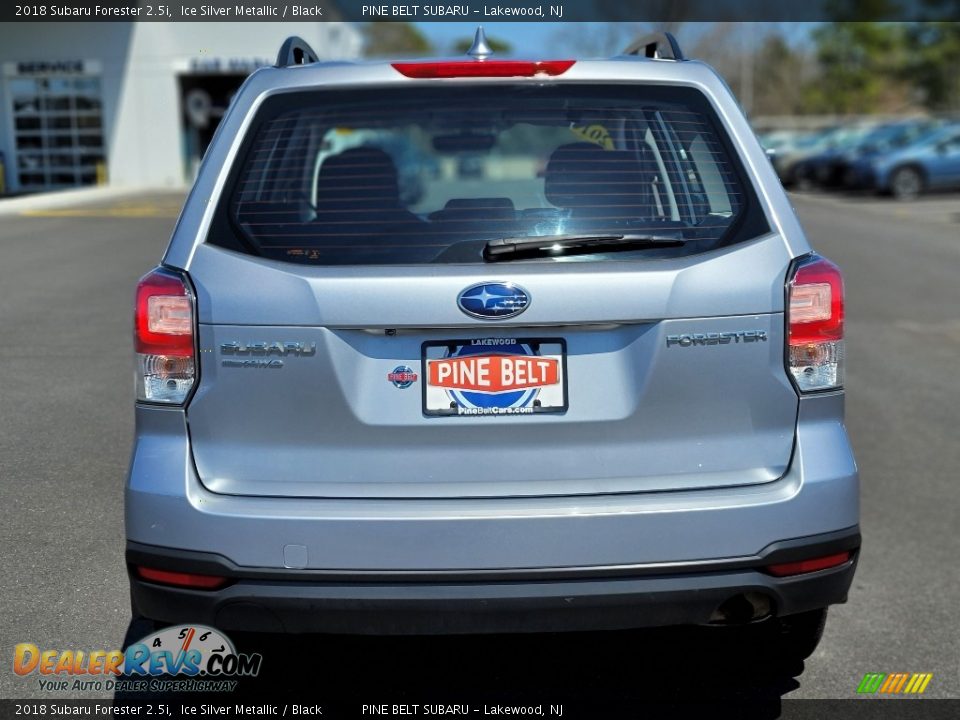 2018 Subaru Forester 2.5i Ice Silver Metallic / Black Photo #12