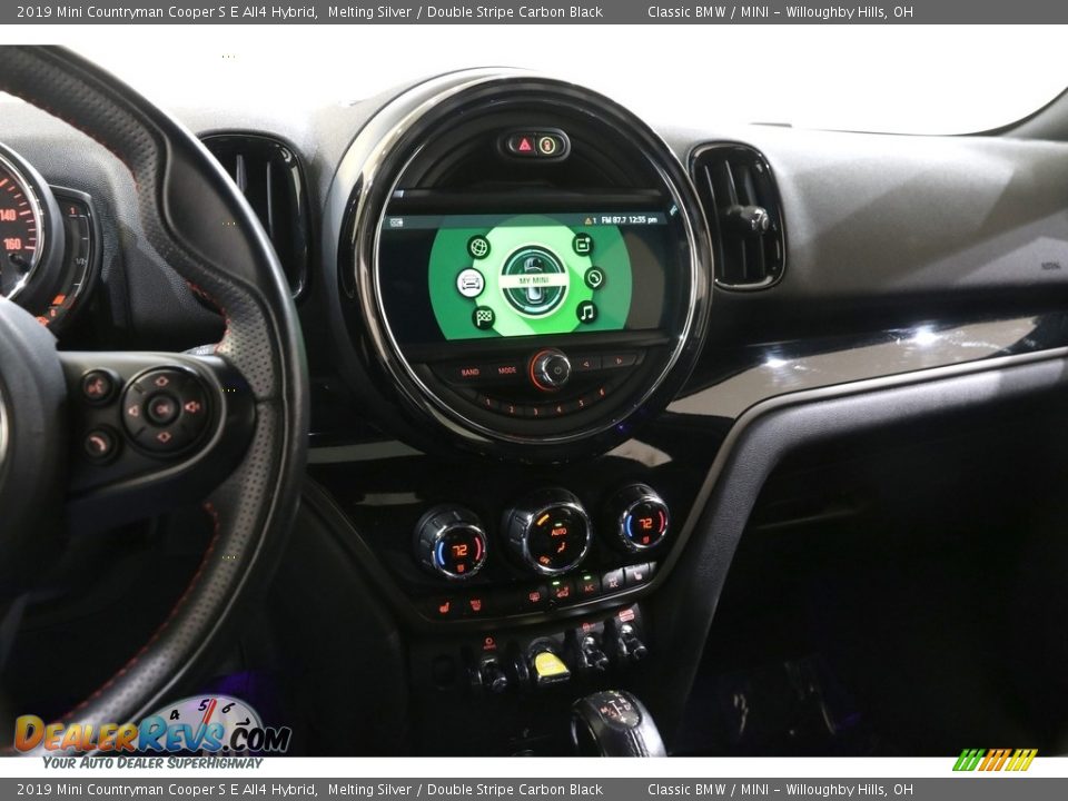 Controls of 2019 Mini Countryman Cooper S E All4 Hybrid Photo #9