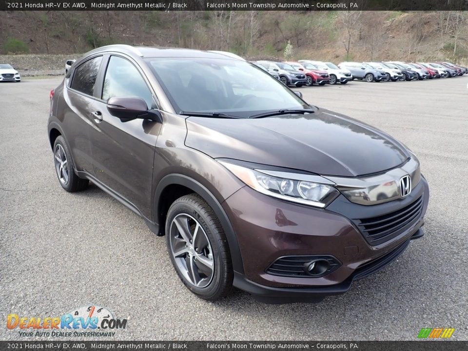 Front 3/4 View of 2021 Honda HR-V EX AWD Photo #5