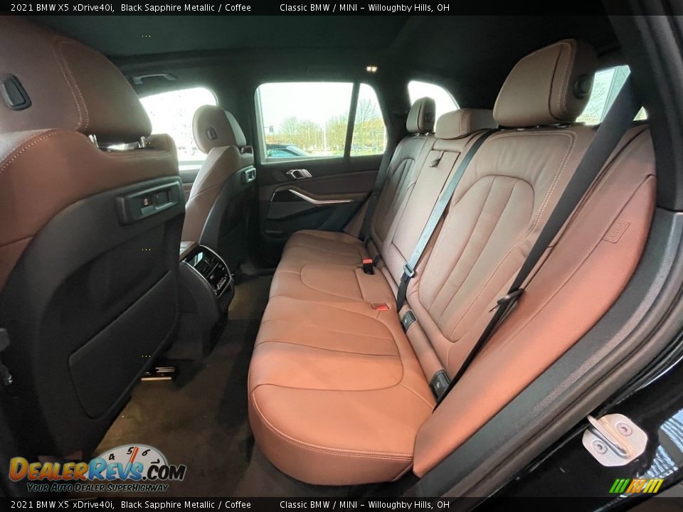 Rear Seat of 2021 BMW X5 xDrive40i Photo #5