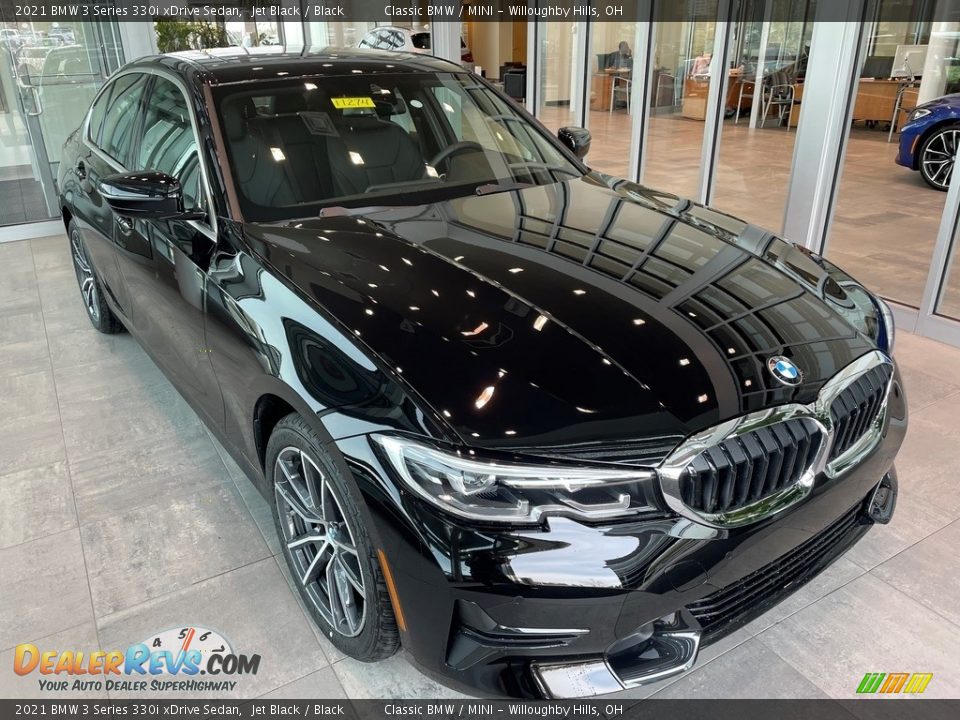 2021 BMW 3 Series 330i xDrive Sedan Jet Black / Black Photo #1