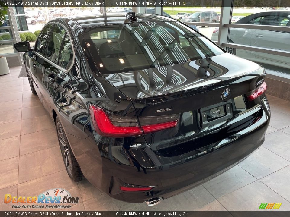 2021 BMW 3 Series 330i xDrive Sedan Jet Black / Black Photo #2