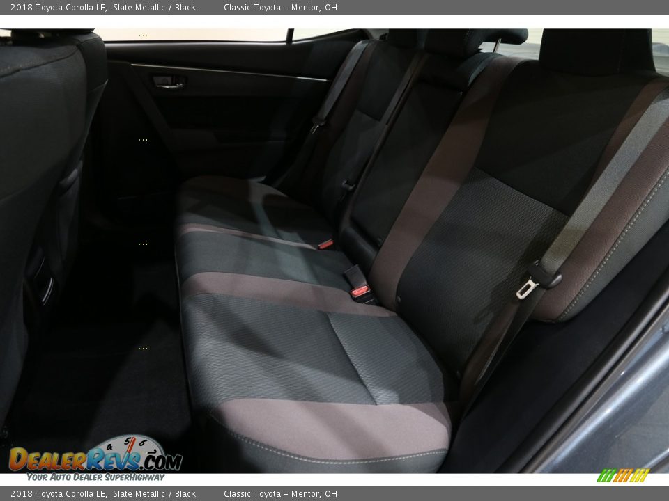 2018 Toyota Corolla LE Slate Metallic / Black Photo #16
