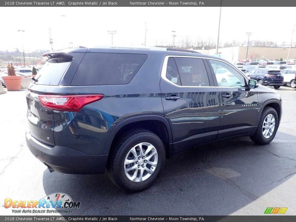 2018 Chevrolet Traverse LT AWD Graphite Metallic / Jet Black Photo #9