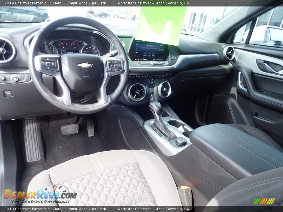 2019 Chevrolet Blazer 2.5L Cloth Summit White / Jet Black Photo #22