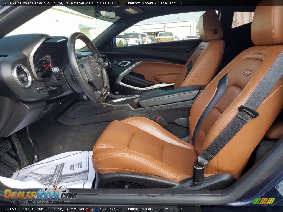 Front Seat of 2016 Chevrolet Camaro SS Coupe Photo #4