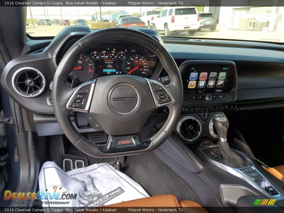 Dashboard of 2016 Chevrolet Camaro SS Coupe Photo #22