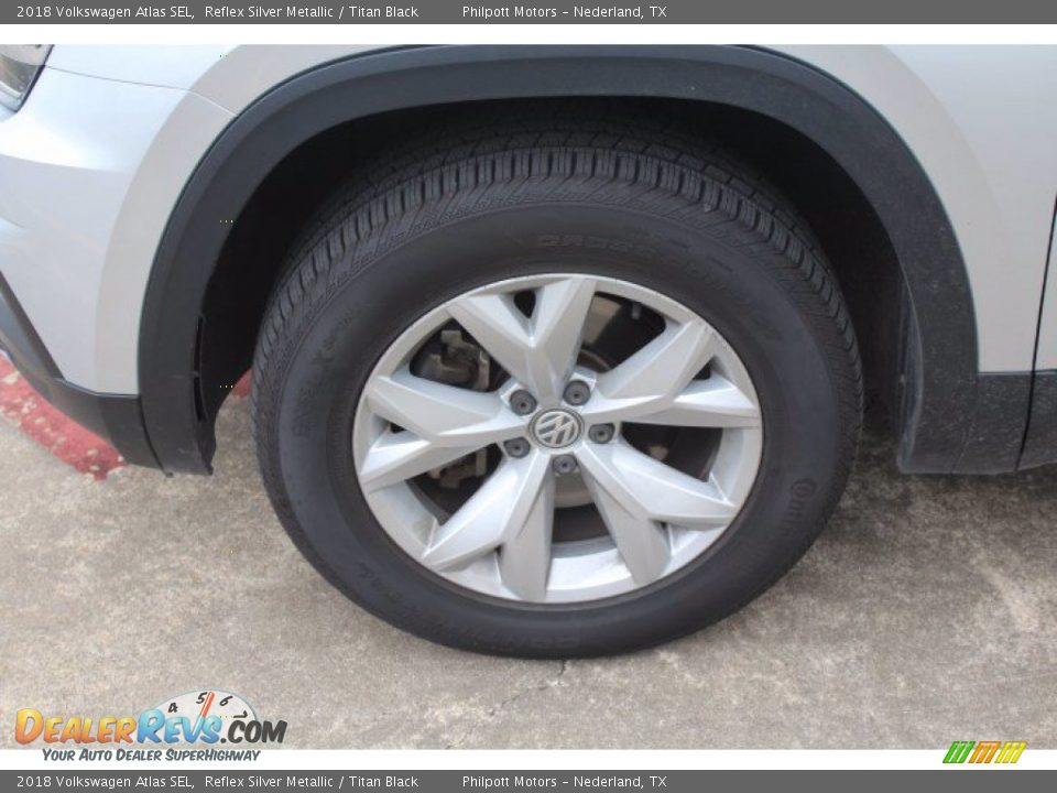 2018 Volkswagen Atlas SEL Reflex Silver Metallic / Titan Black Photo #4