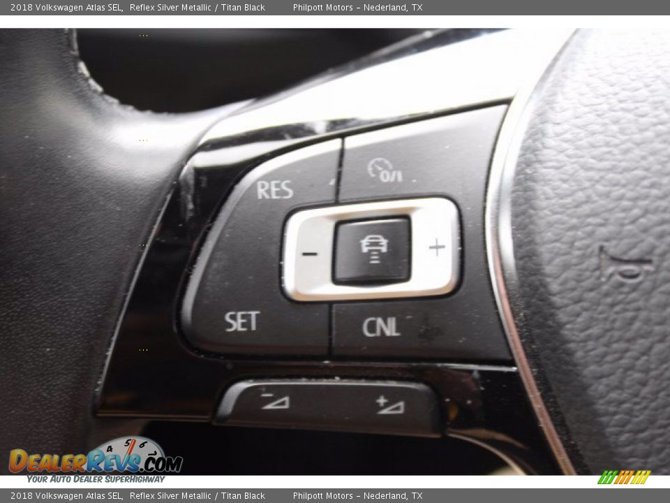 2018 Volkswagen Atlas SEL Reflex Silver Metallic / Titan Black Photo #12