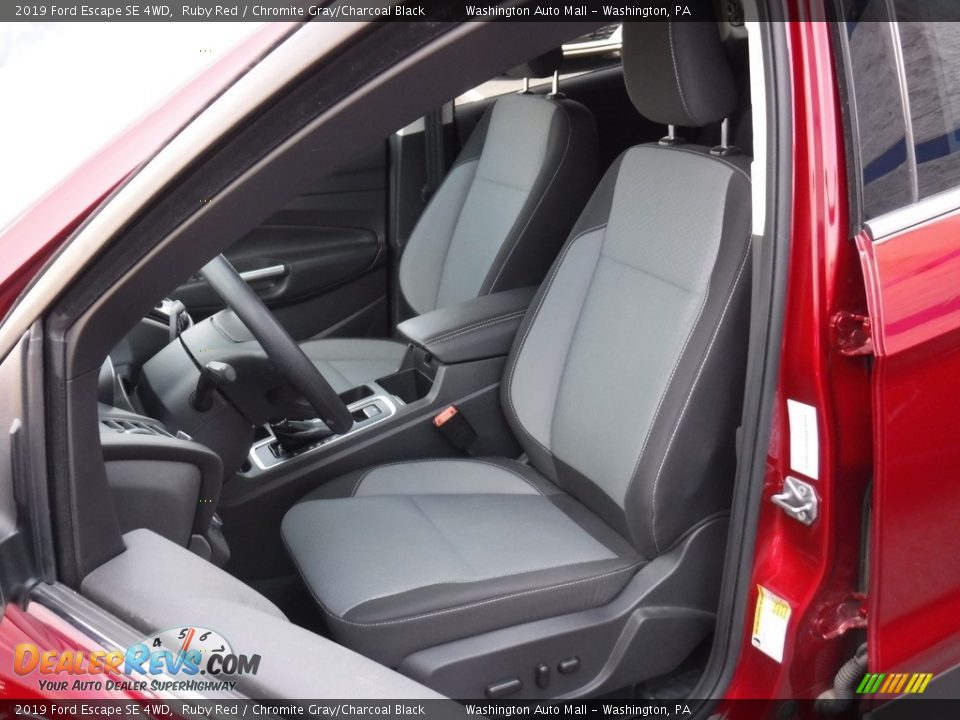 2019 Ford Escape SE 4WD Ruby Red / Chromite Gray/Charcoal Black Photo #13