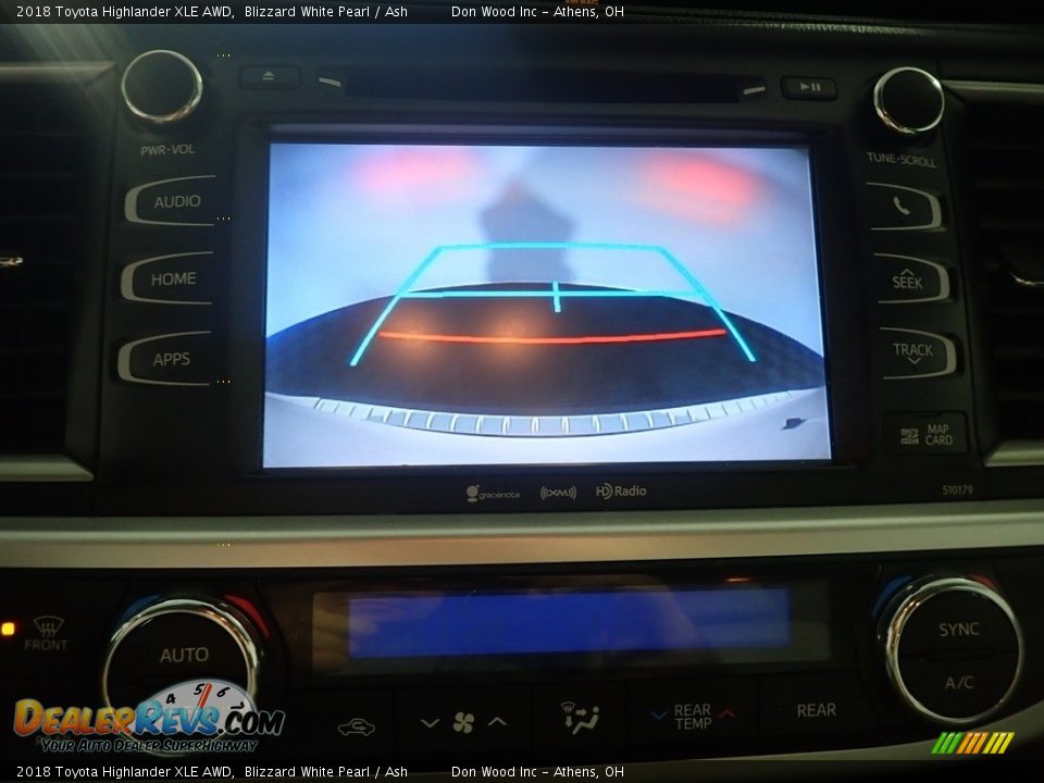 2018 Toyota Highlander XLE AWD Blizzard White Pearl / Ash Photo #5
