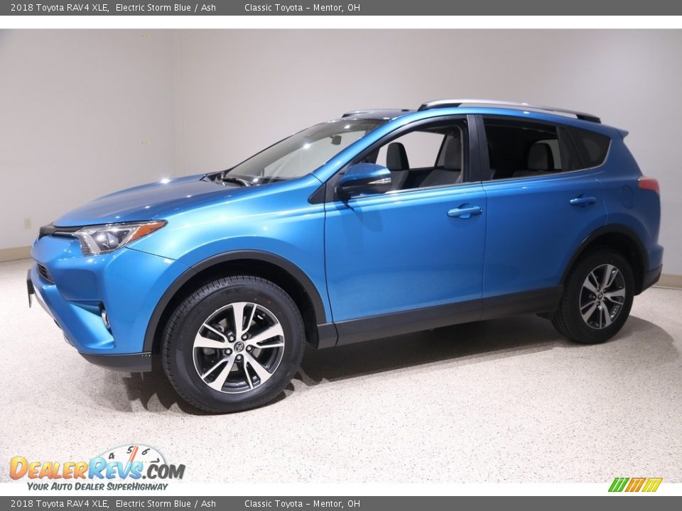2018 Toyota RAV4 XLE Electric Storm Blue / Ash Photo #3