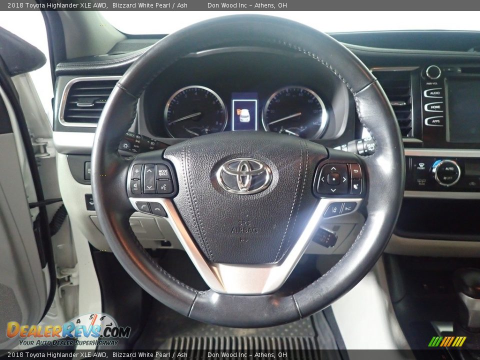 2018 Toyota Highlander XLE AWD Blizzard White Pearl / Ash Photo #31