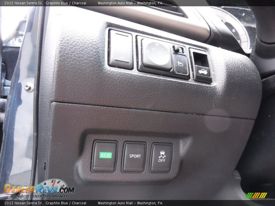 Controls of 2013 Nissan Sentra SV Photo #15