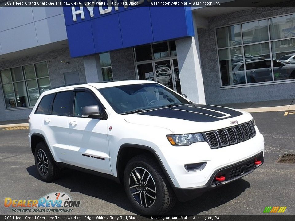 2021 Jeep Grand Cherokee Trailhawk 4x4 Bright White / Ruby Red/Black Photo #1