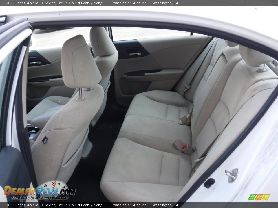 2016 Honda Accord EX Sedan White Orchid Pearl / Ivory Photo #24