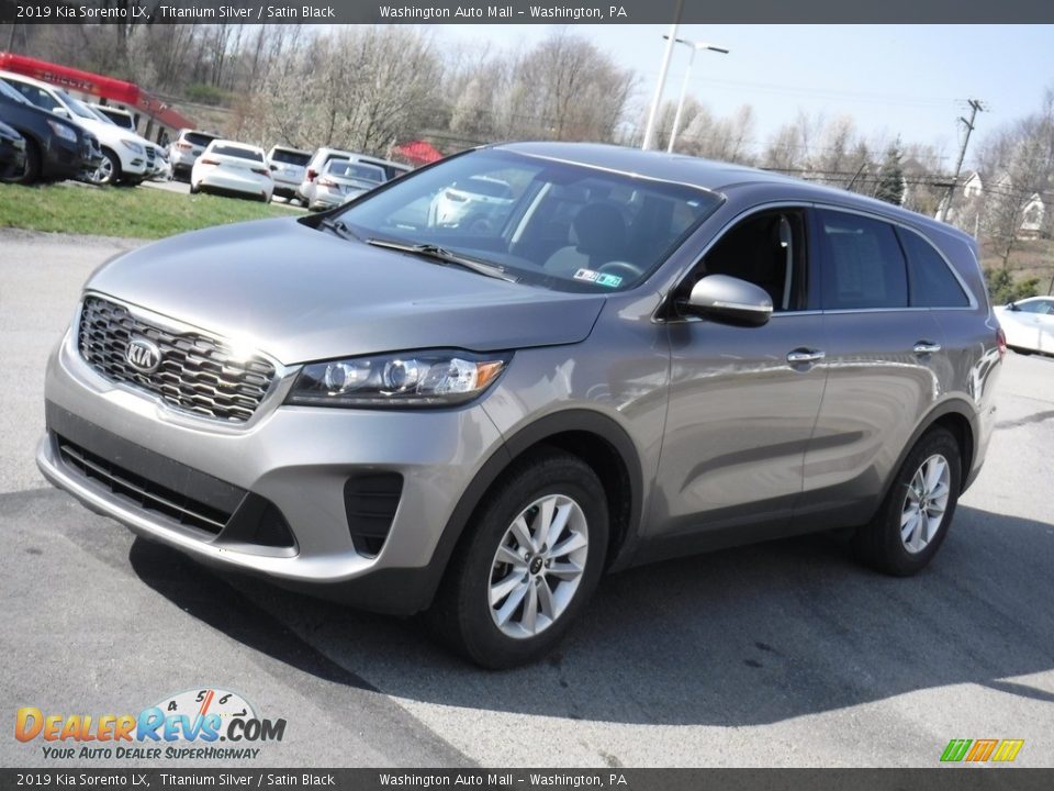 2019 Kia Sorento LX Titanium Silver / Satin Black Photo #8