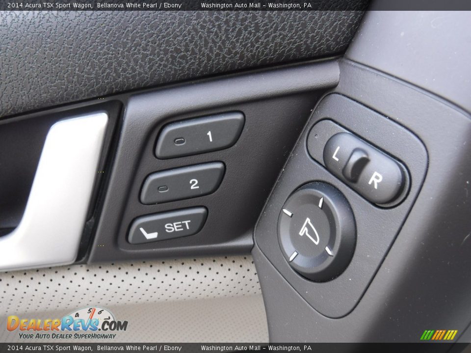 Controls of 2014 Acura TSX Sport Wagon Photo #12