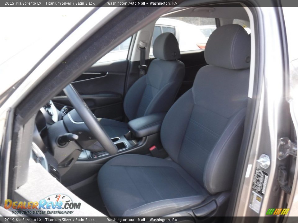 2019 Kia Sorento LX Titanium Silver / Satin Black Photo #17