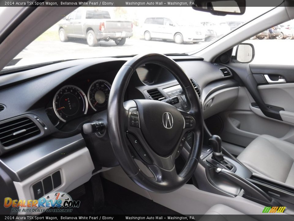 Dashboard of 2014 Acura TSX Sport Wagon Photo #13