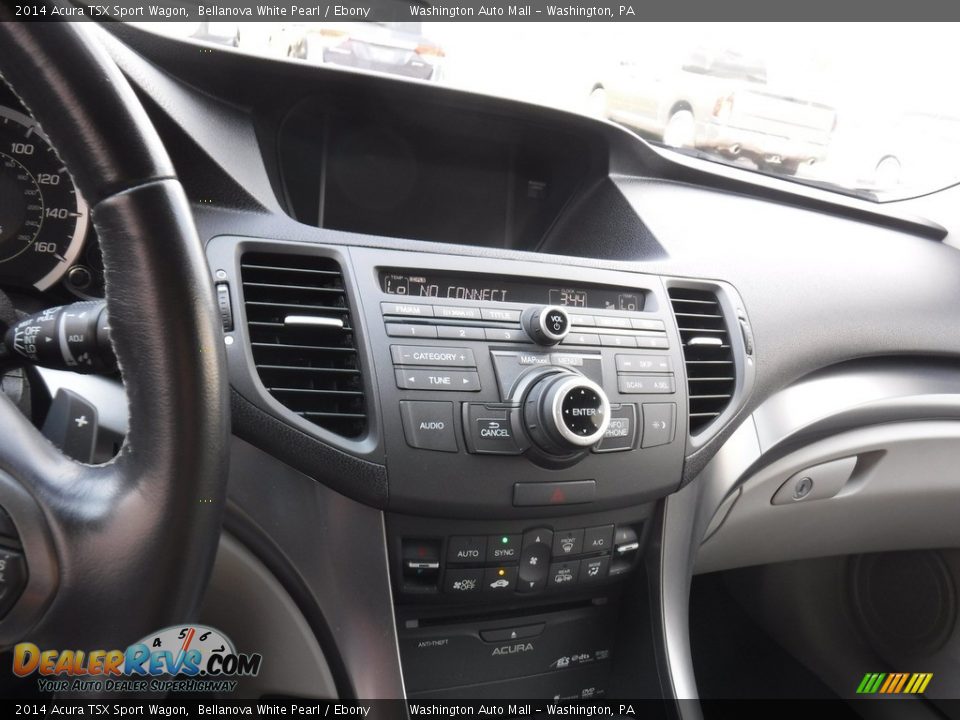 Controls of 2014 Acura TSX Sport Wagon Photo #18