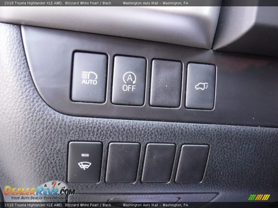 2018 Toyota Highlander XLE AWD Blizzard White Pearl / Black Photo #8