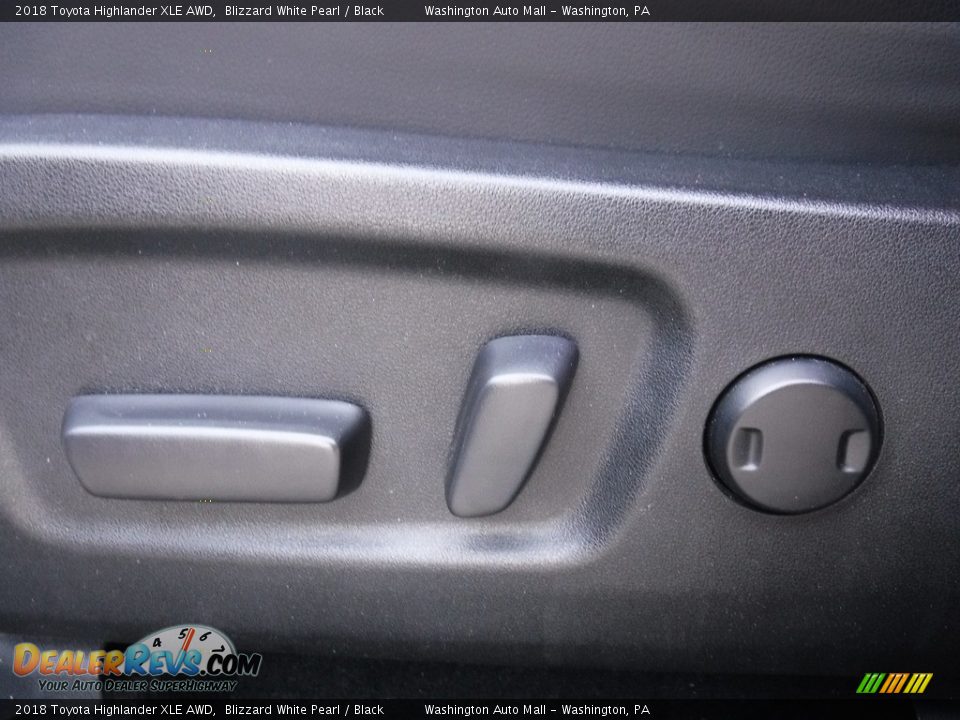 2018 Toyota Highlander XLE AWD Blizzard White Pearl / Black Photo #17