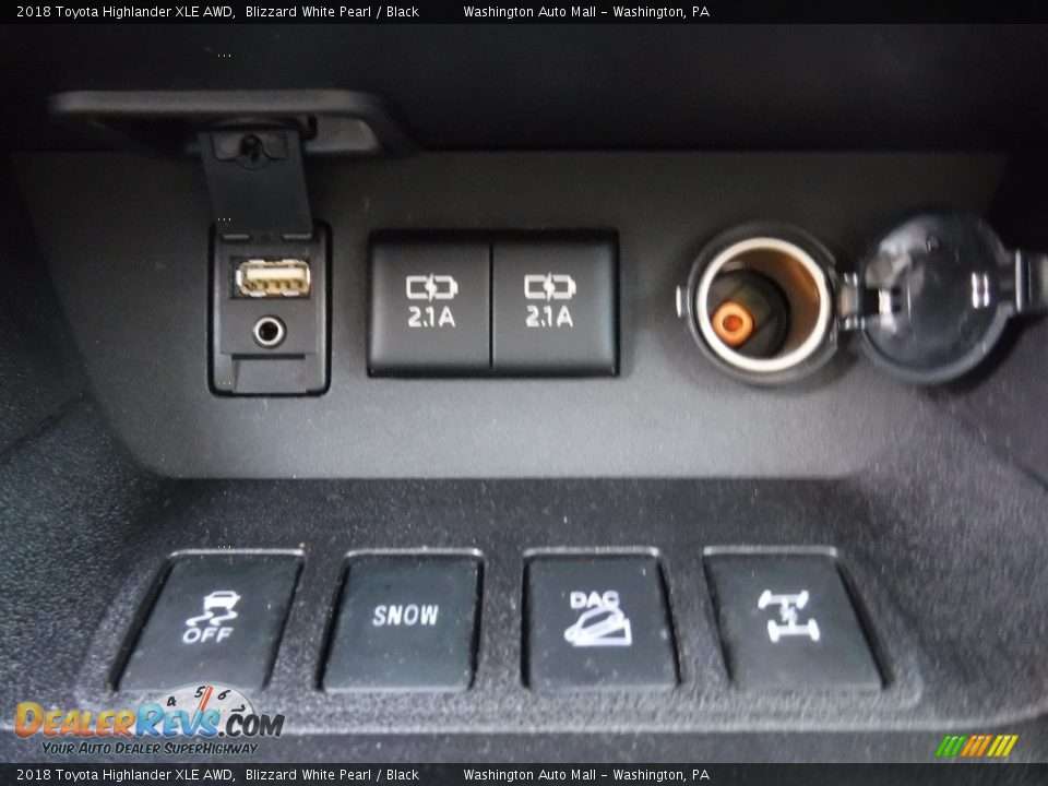 2018 Toyota Highlander XLE AWD Blizzard White Pearl / Black Photo #21