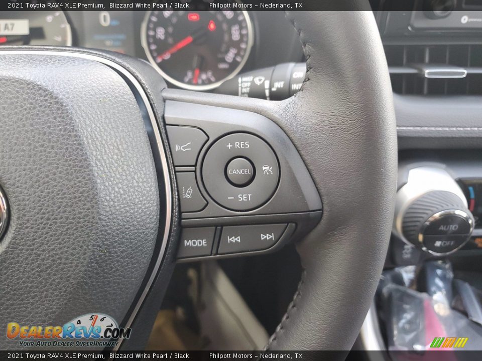 2021 Toyota RAV4 XLE Premium Blizzard White Pearl / Black Photo #17