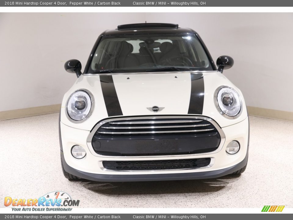 2018 Mini Hardtop Cooper 4 Door Pepper White / Carbon Black Photo #2